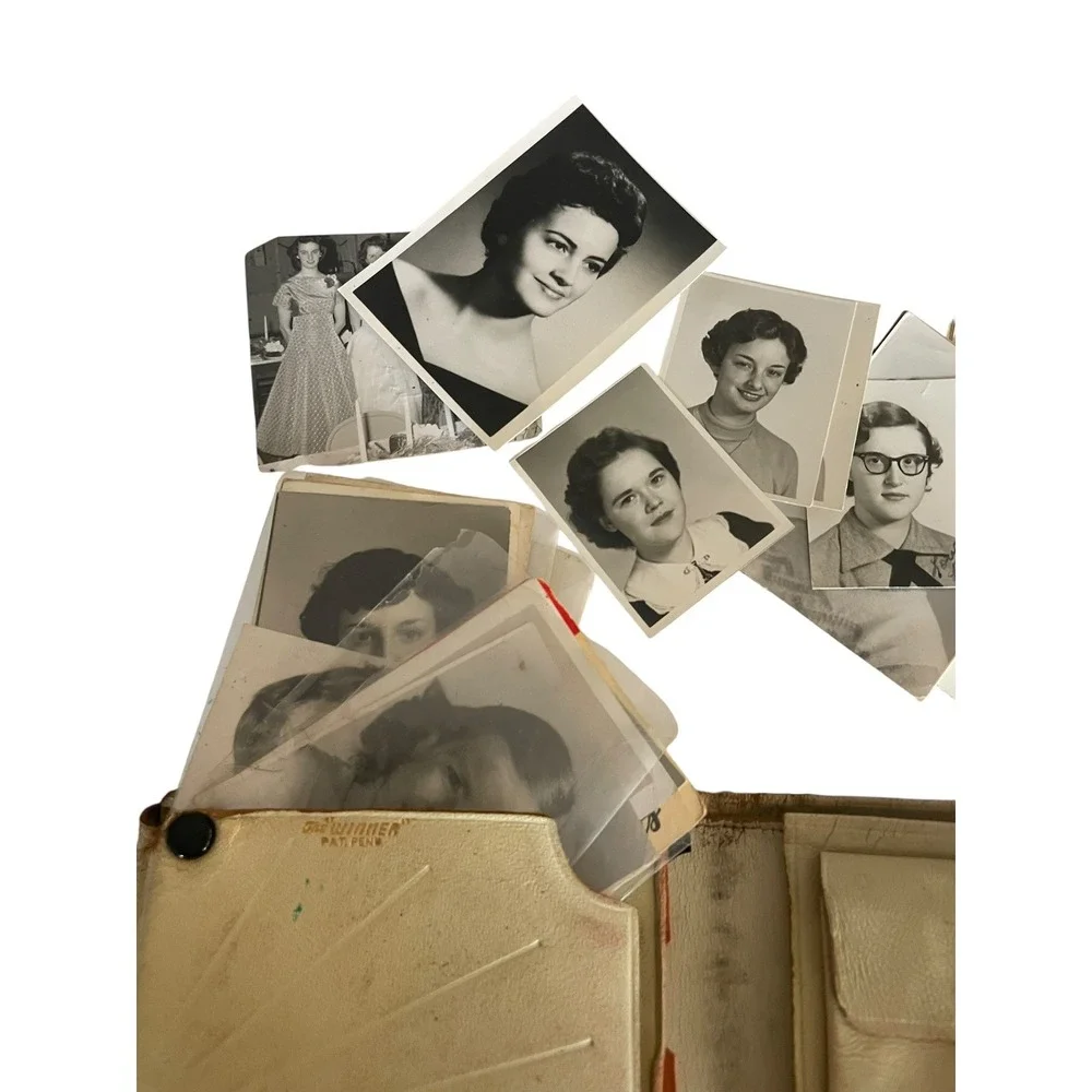 Damaged Vintage‎ Wallet Photo Of Women Headshots Snapshot Black & White Lot